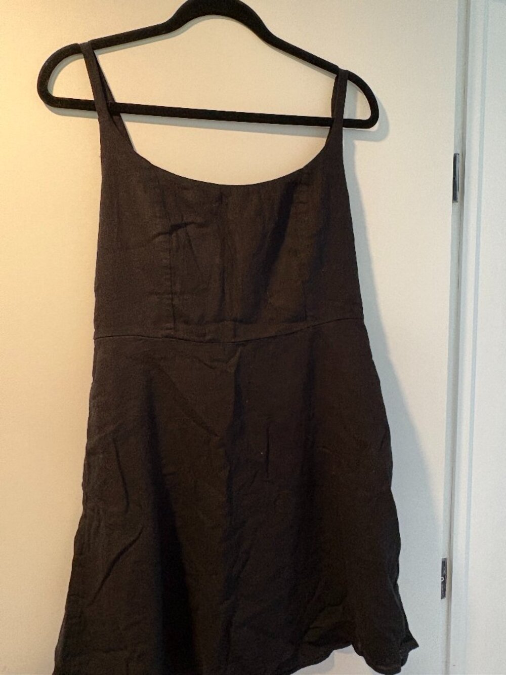 Old Navy Black Sleeveless Mini Dress Scoop Neck Fit and Flare Size M